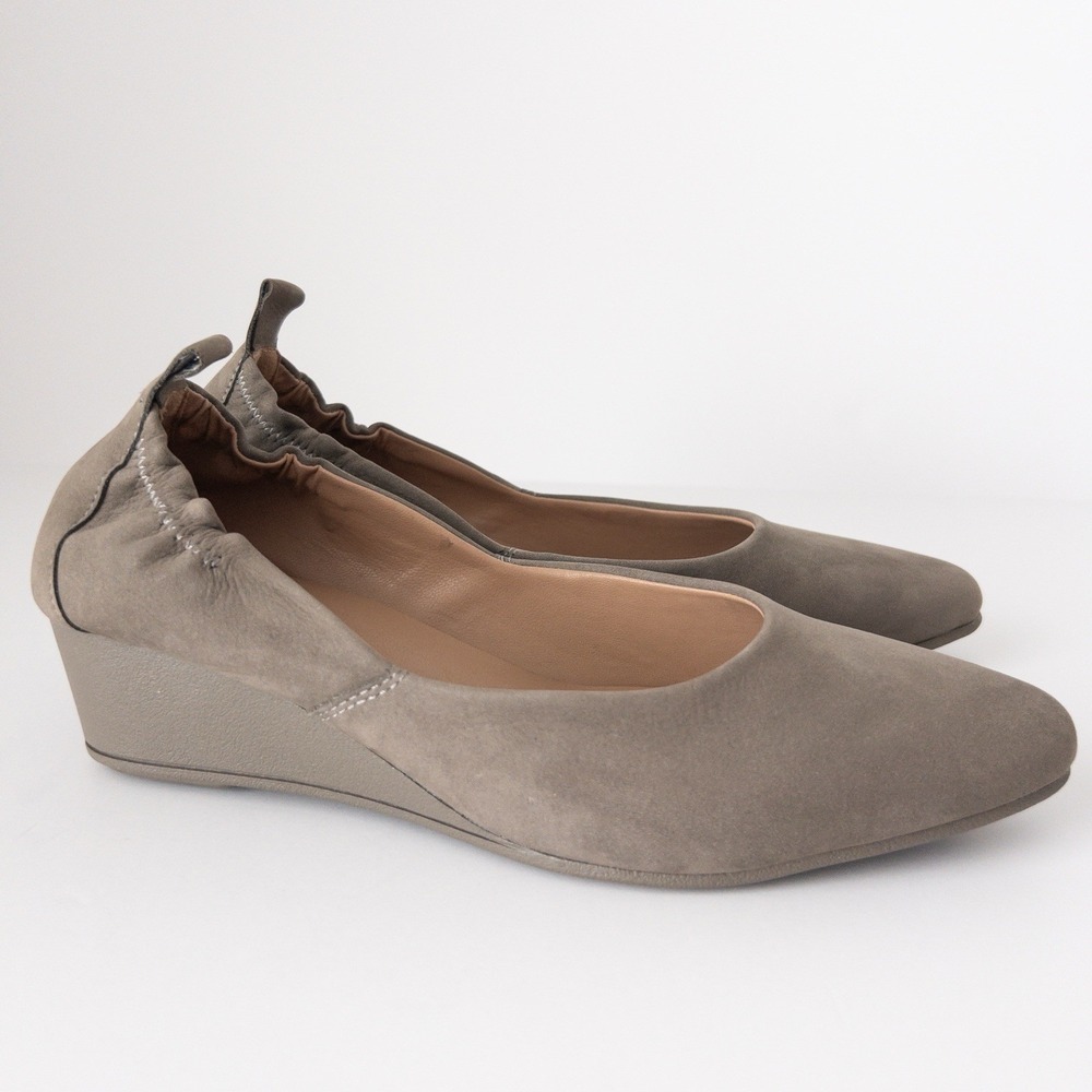Blondo Waterproof Etta Wedge Almond Toe Pump in Fallen Rock Nubuck Size 8 - Picture 8 of 9